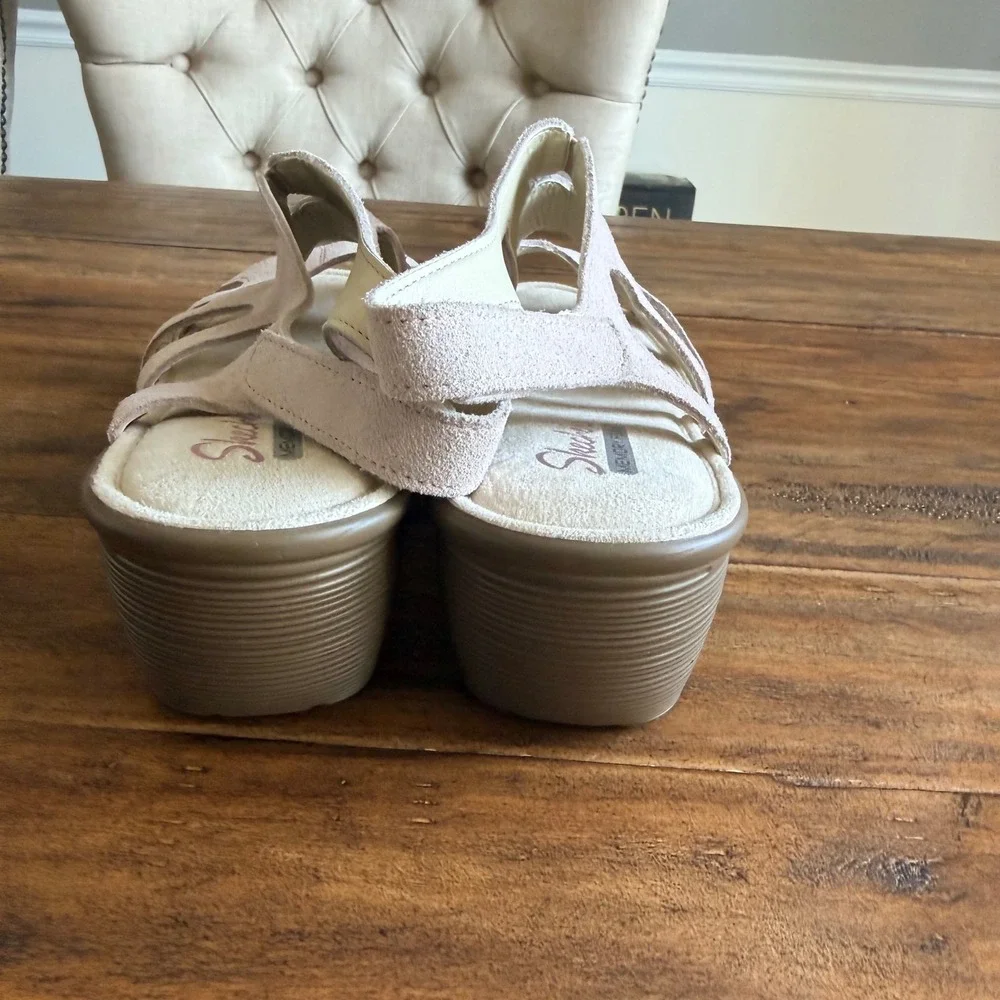 Skechers‎ Womens Memory Foam Wedge Sandals Size 9.5 Strappy faux suede comfort